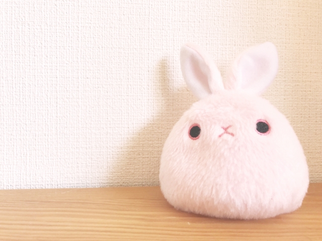 うさぎのぬいぐるみの画像